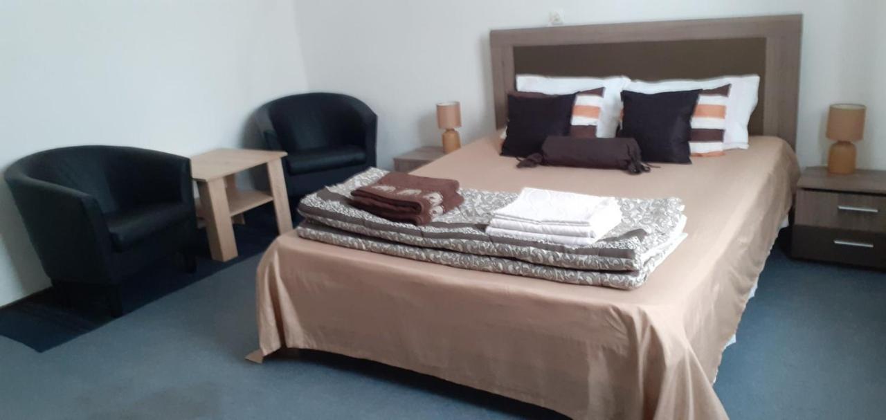סבליאבה Villa Svalyavа מראה חיצוני תמונה